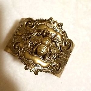 Serrelynda honey bee Bracelet